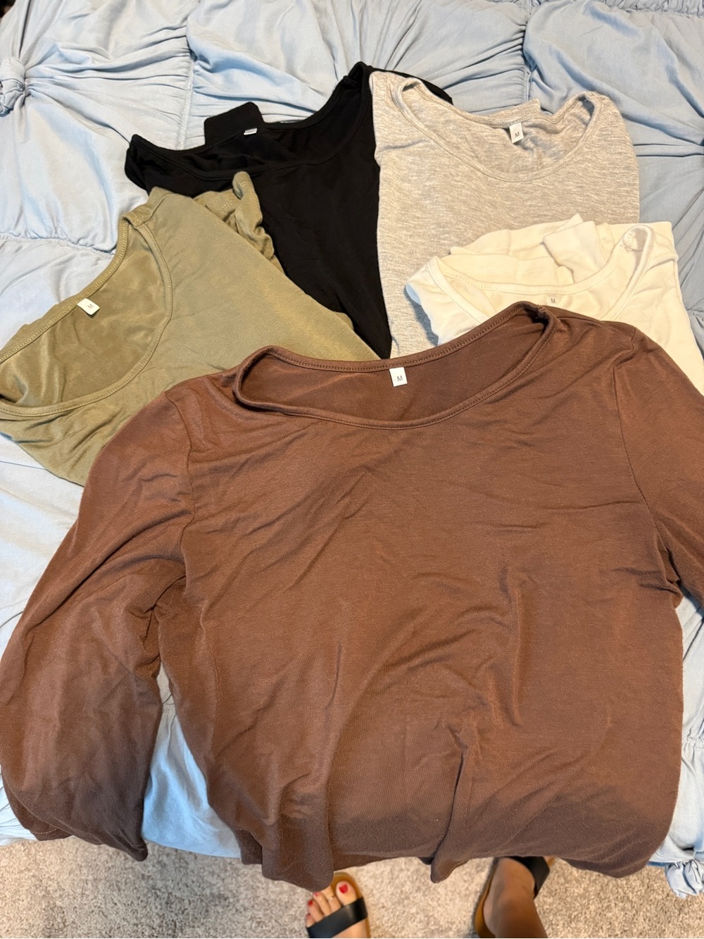 Set of 5 neutral 3/4 sleeve shirts